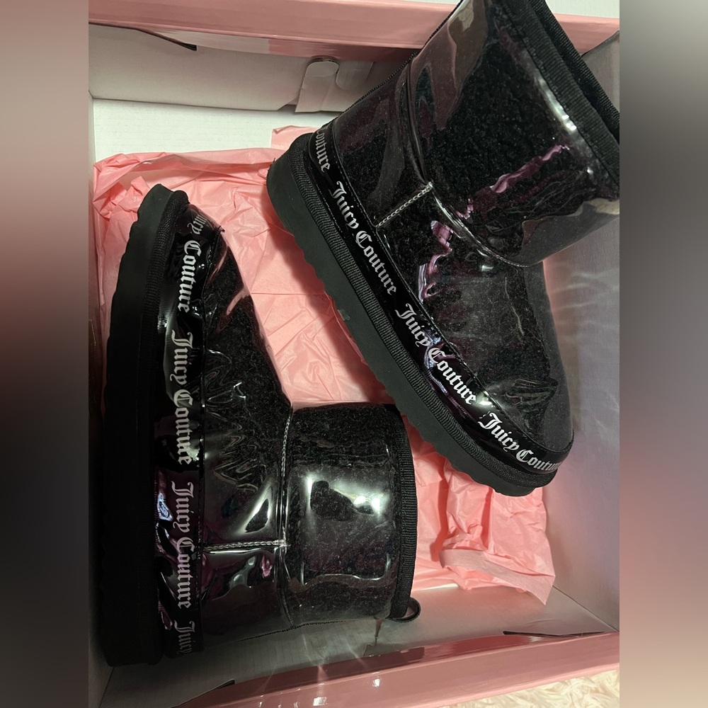 Juicy couture winter boots